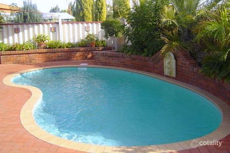 Property photo of 27 Aylesbury Close Jandakot WA 6164