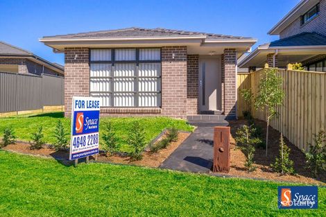 Property photo of 2 Holdsworth Street Oran Park NSW 2570