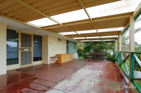 Property photo of 31 Gotha Way Forrestfield WA 6058