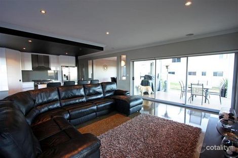 Property photo of 56 Atherton Crescent Tatton NSW 2650