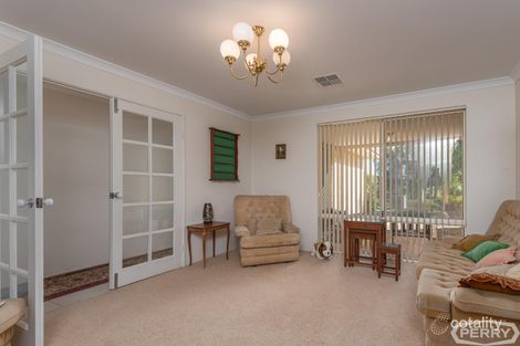Property photo of 20 Nullewa Parkway Lakelands WA 6180