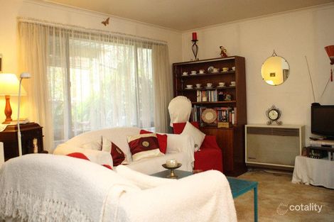 Property photo of 4 Mandowie Crescent Croydon VIC 3136