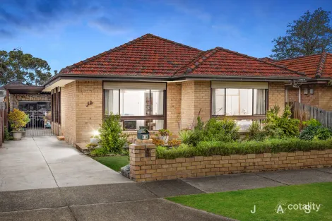 13 Napoleon St, West Footscray, VIC 3012