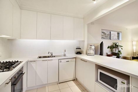 Property photo of 32 Hibiscus Road Blackburn North VIC 3130