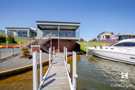 Property photo of 14 Fort King Place Paynesville VIC 3880