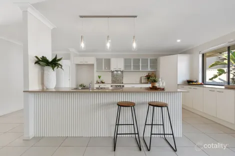 Property photo of 3 River Links Boulevard East Helensvale QLD 4212