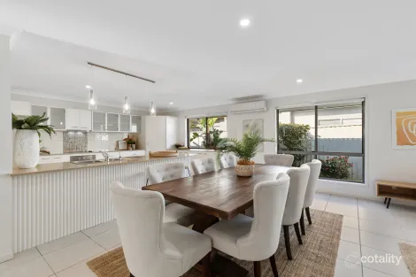 Property photo of 3 River Links Boulevard East Helensvale QLD 4212