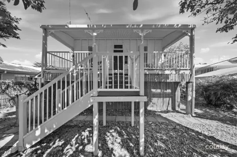 18 Garrick St, West End, QLD 4810