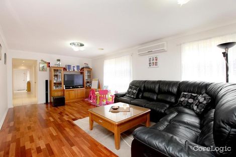 Property photo of 18 Holcolme Street Caroline Springs VIC 3023