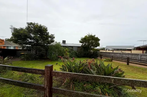 1/2 TRAUM ST, PORTARLINGTON, VIC 3223