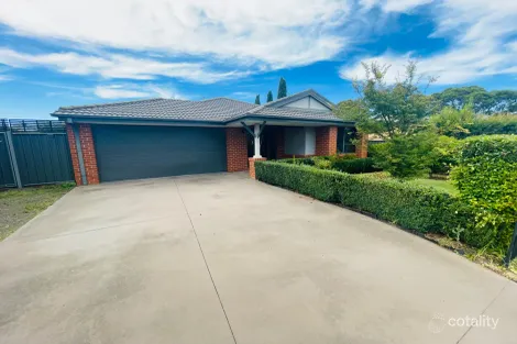 98 Landy St, Maffra, VIC 3860