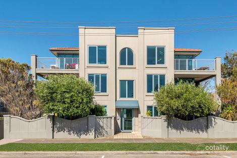 Property photo of 14/41 Marine Parade St Kilda VIC 3182