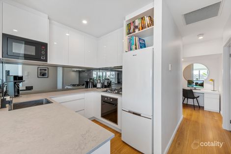 Property photo of 14/41 Marine Parade St Kilda VIC 3182
