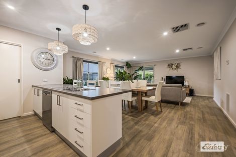 Property photo of 17 Woodbridge Street Killara VIC 3691