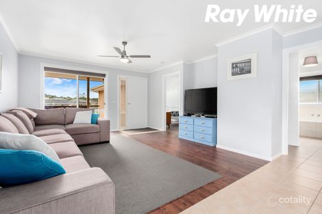 Property photo of 325 Settlement Road Drouin VIC 3818