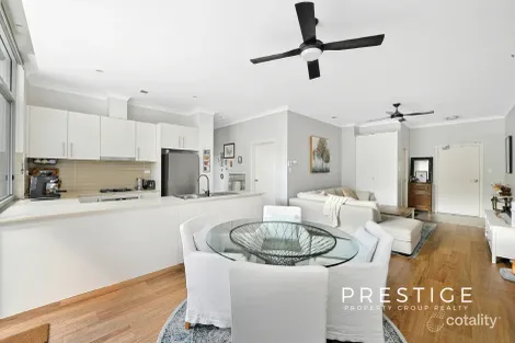 Property photo of 3/9-11 Wollongong Road Arncliffe NSW 2205
