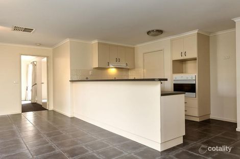 Property photo of 8 Howard Place Glenroy NSW 2640