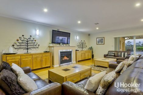 Property photo of 4 Lincoln Park Close Point Cook VIC 3030