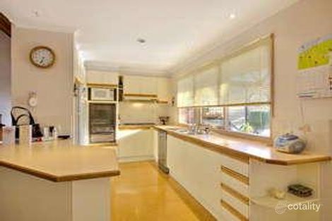 Property photo of 2 David Court Narre Warren VIC 3805