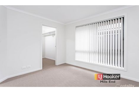 Property photo of 11 Rawlings Circuit Evanston SA 5116