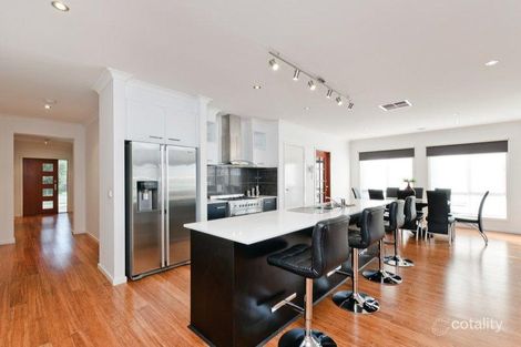 Property photo of 4 Highclere Street Craigieburn VIC 3064
