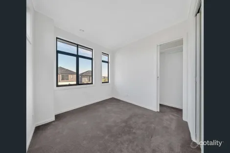 Property photo of 36 Brimstone Drive Tarneit VIC 3029