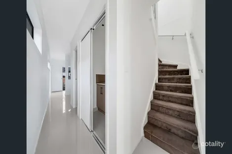 Property photo of 36 Brimstone Drive Tarneit VIC 3029