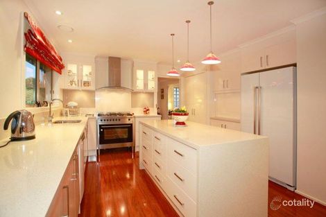 Property photo of 5 Shannon Way Berwick VIC 3806
