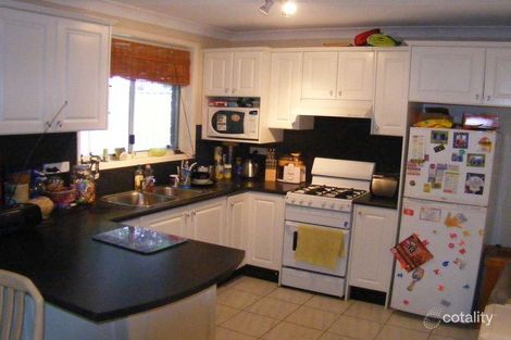Property photo of 44 Lorenzo Crescent Rosemeadow NSW 2560