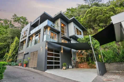 27/9 Savaii Cl, Palm Cove, QLD 4879