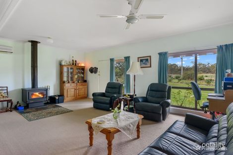 Property photo of 34 George Cook Drive South Daisy Hill VIC 3465