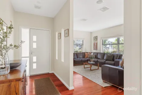 Property photo of 28A Bindel Place Aranda ACT 2614