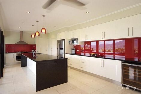 Property photo of 17 The Peak Road Brinsmead QLD 4870