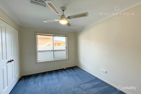 Property photo of 28 Karoom Drive Glenfield Park NSW 2650