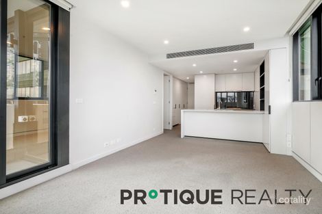 905/151 Berkeley St, Melbourne, VIC 3000
