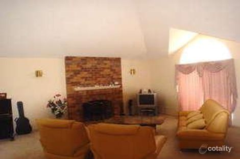 Property photo of 4 Coneyhurst Crescent Carindale QLD 4152