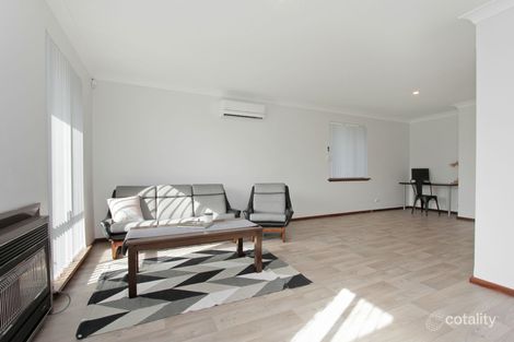 Property photo of 35 Shaftesbury Avenue Alexander Heights WA 6064