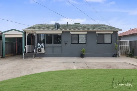 Property photo of 16 Westmere Crescent Coolaroo VIC 3048