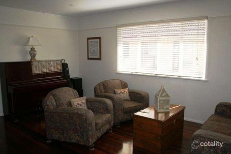Property photo of 19 Somerset Street Kallangur QLD 4503