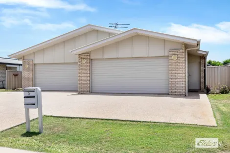 Property photo of 2/5 Calderwood Street Emerald QLD 4720