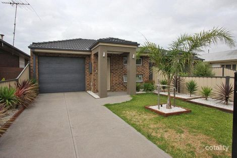 25 Corrigan Ave, Brooklyn, VIC 3012