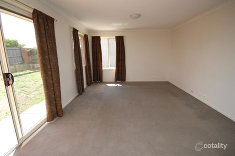 Property photo of 60 Eccles Circuit Macgregor ACT 2615