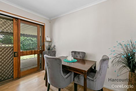 13 Valleyview Cres, Hackham West, SA 5163