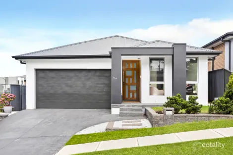 Property photo of 124 Riverstone Road Riverstone NSW 2765