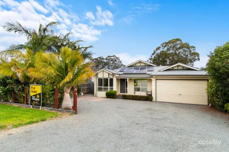 9 Christopher Ct, Lakes Entrance, VIC 3909