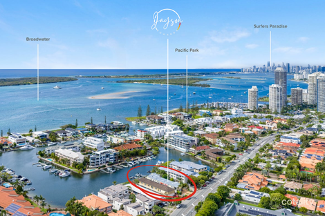 2/79 Bayview St, Runaway Bay, QLD 4216