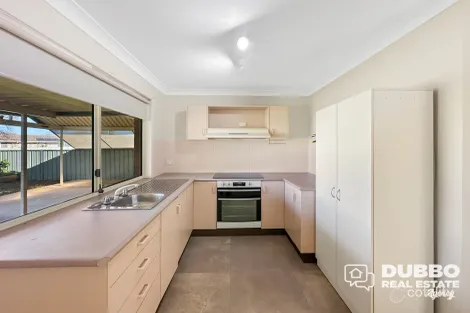 Property photo of 8 Eumung Street Dubbo NSW 2830
