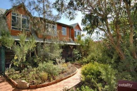 Property photo of 4 Manoora Place Kenwick WA 6107