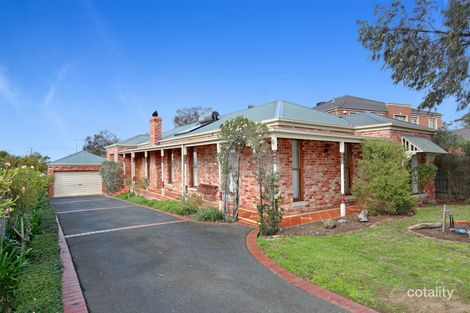 Property photo of 33 Bedingham Drive Hillside VIC 3037