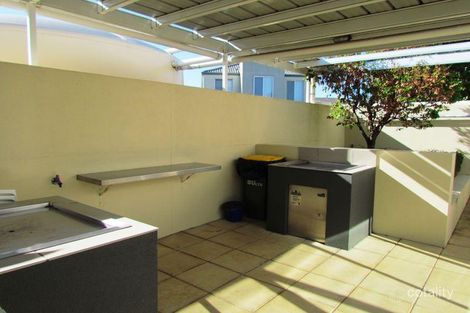 Property photo of 31 Sovereign Manors Crescent Rowville VIC 3178